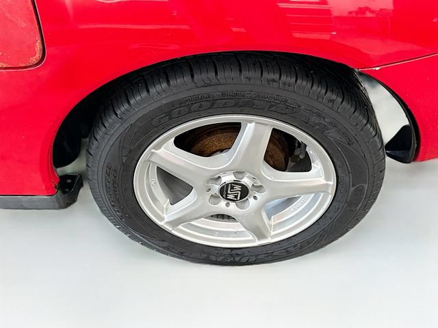 Used 2003 Toyota Celica GT FWD image 28
