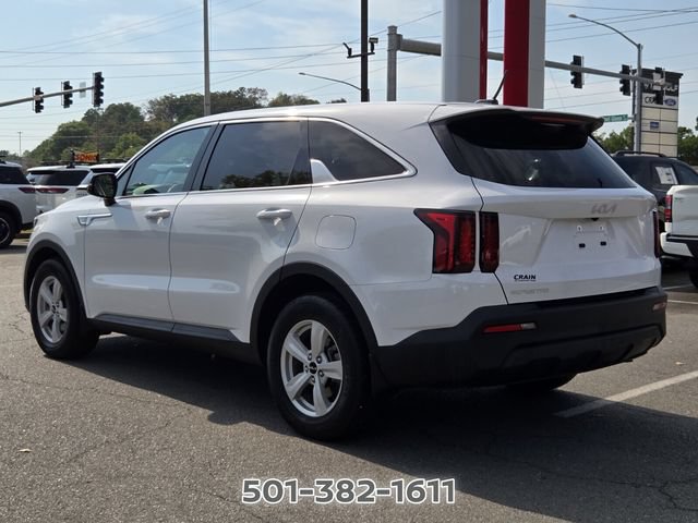 Used 2023 Kia Sorento LX FWD image 3