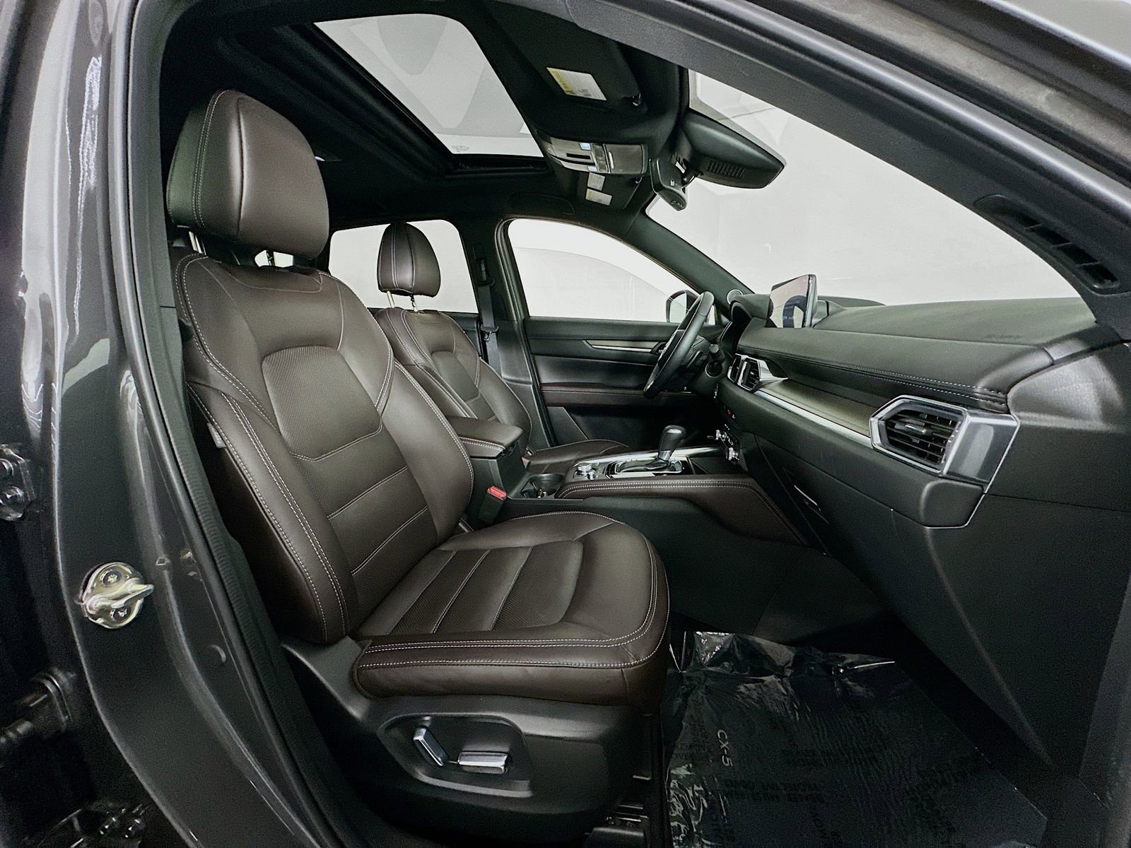 Certified 2025 MAZDA CX-5 Signature image 30