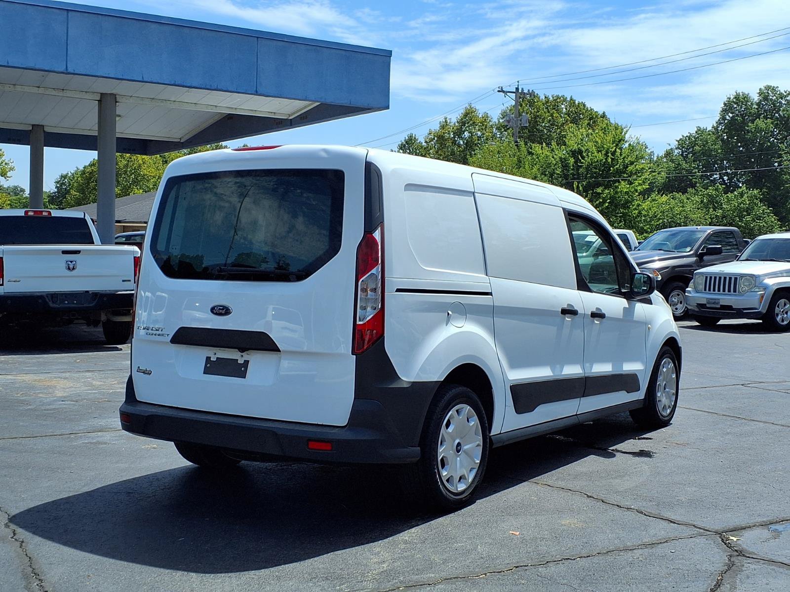 Used 2017 Ford Transit Connect XL FWD image 9