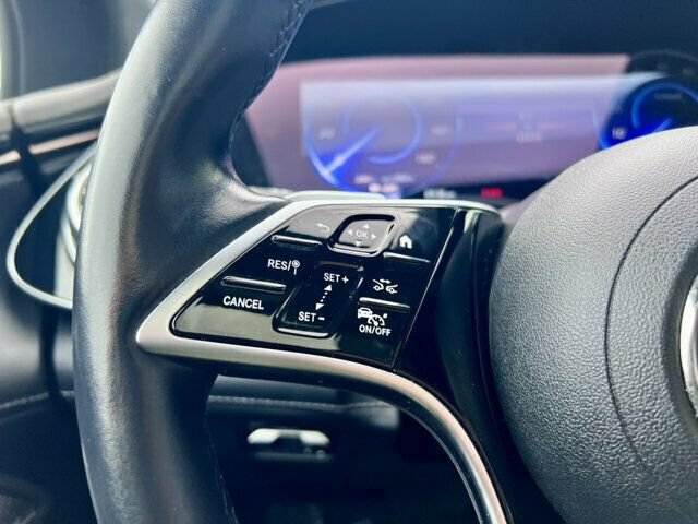 Used 2022 Mercedes-Benz EQS 580 4MATIC Sedan image 23