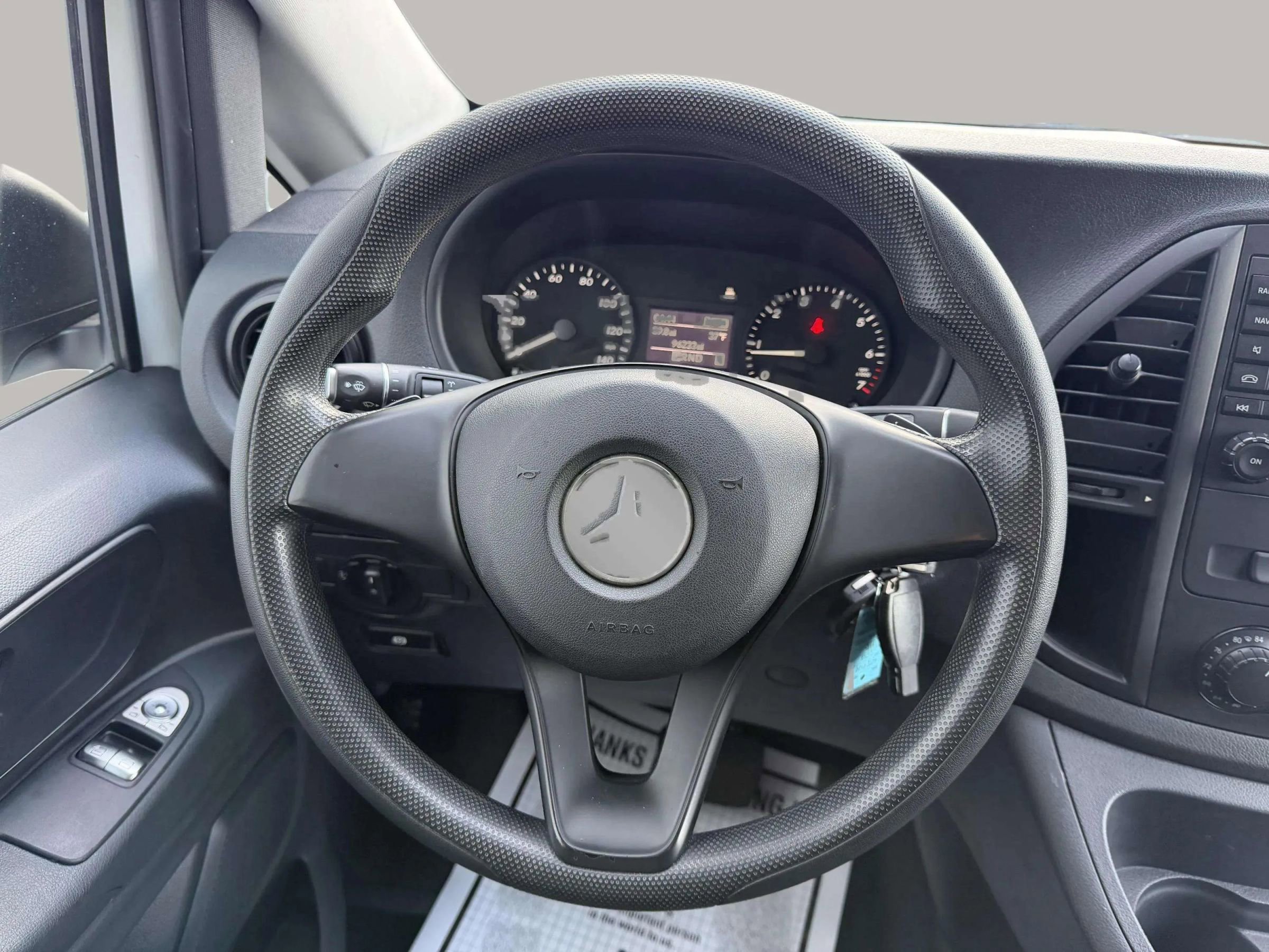 Used 2018 Mercedes-Benz Metris image 20