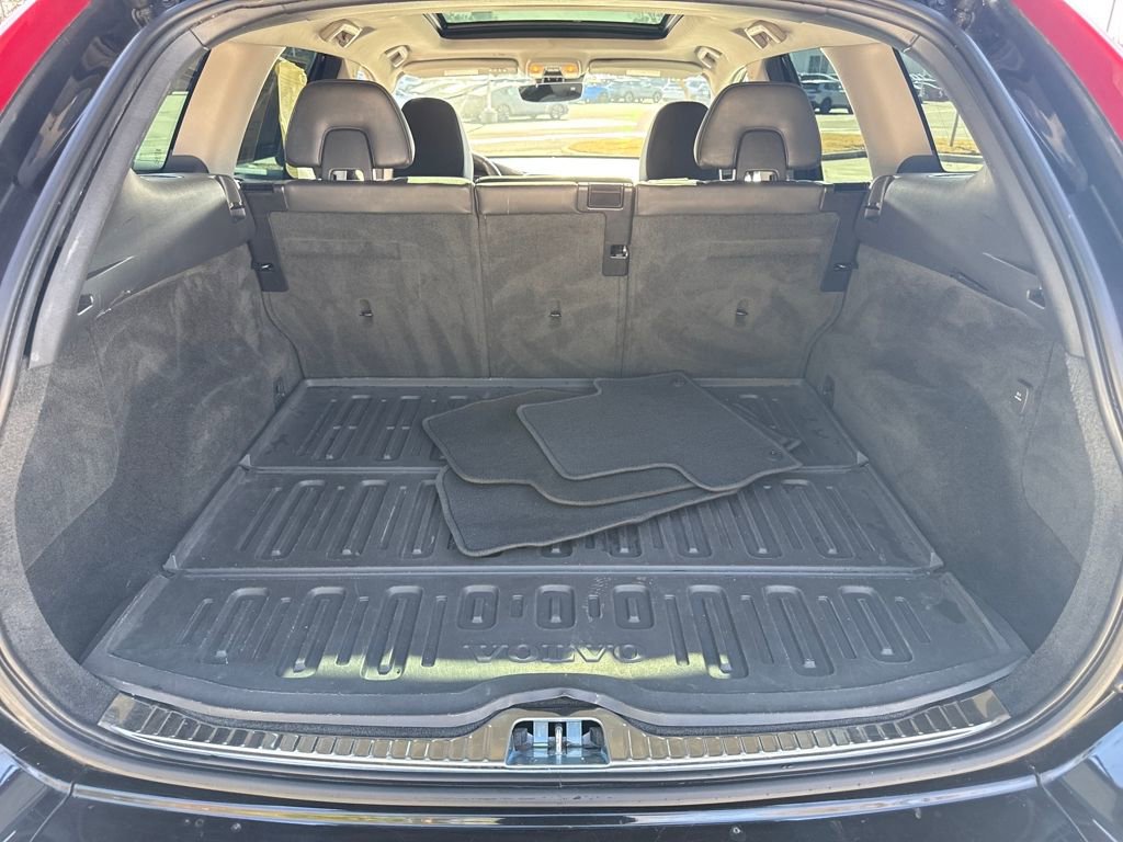 Used 2015 Volvo XC60 T5 Premier w/ Protection Package image 25