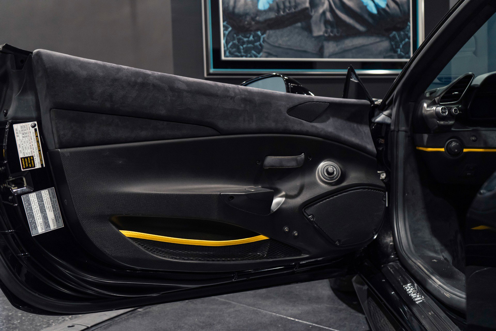 Used 2020 Ferrari 488 Pista Spider image 10