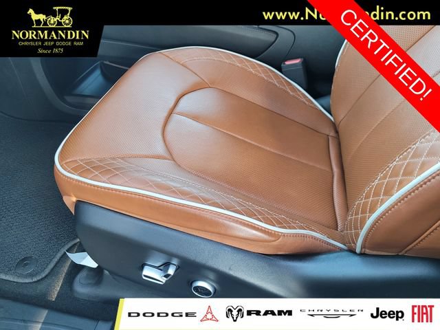 Certified 2024 Chrysler Pacifica Pinnacle FWD image 15