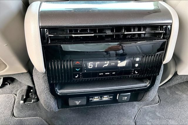 Used 2022 Jeep Wagoneer Series I w/ Convenience Group I AWD/4WD image 10