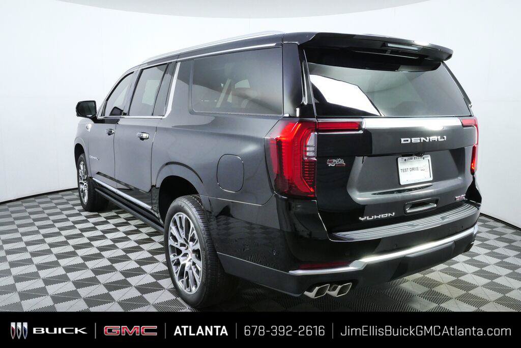 New 2026 GMC Yukon XL Denali w/ Sun & Power Step Package