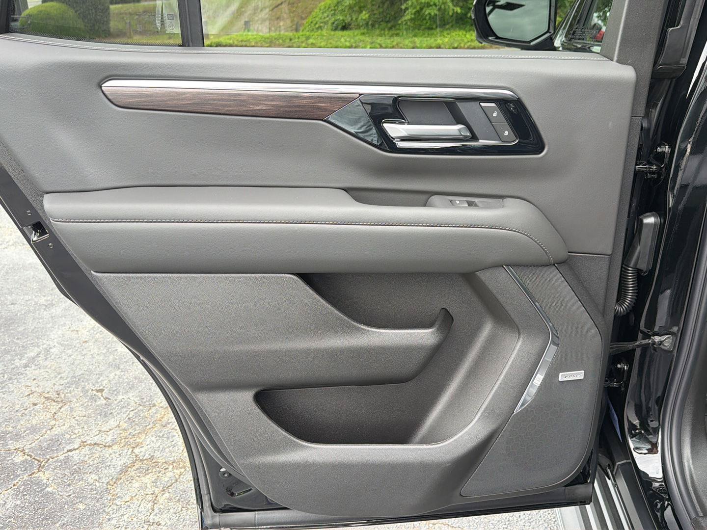 New 2026 Chevrolet Tahoe LT w/ Comfort Package RWD image 19
