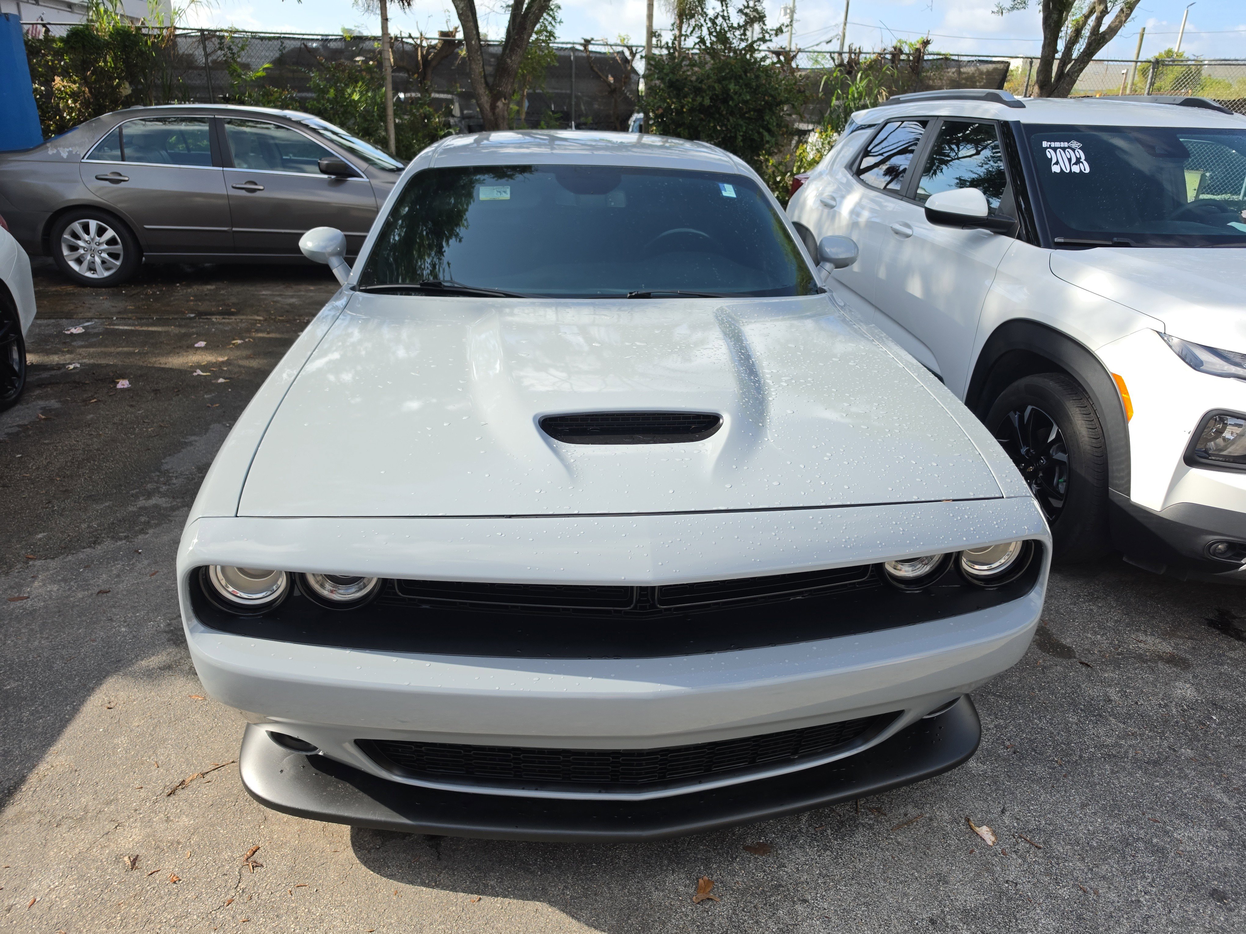 Used 2022 Dodge Challenger R/T w/ Plus Package image 2
