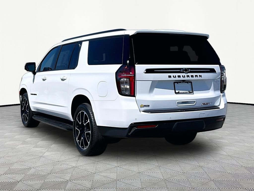 Used 2024 Chevrolet Suburban RST w/ Luxury Package AWD/4WD image 4
