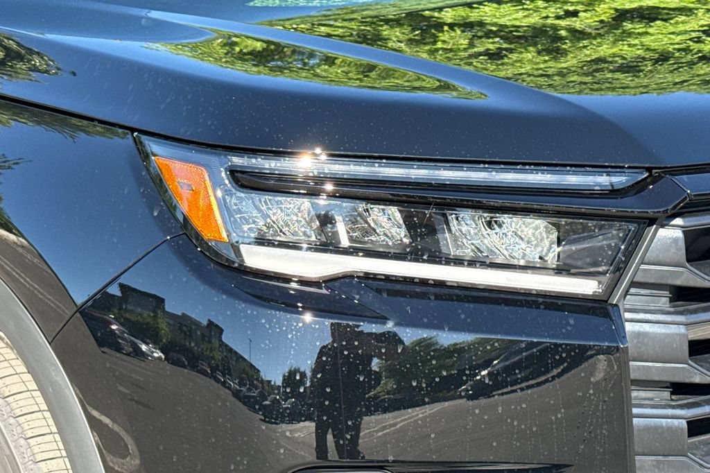 Certified 2026 Honda Pilot Sport image 30