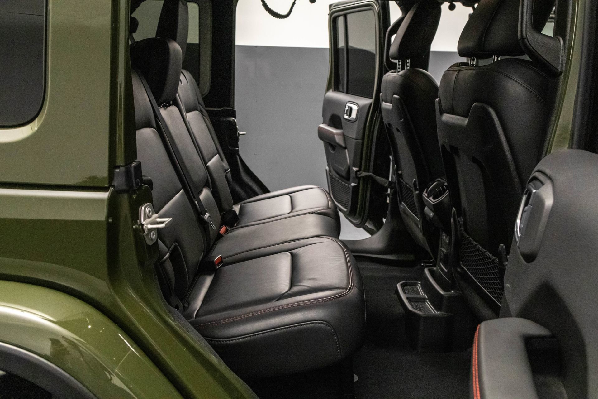 Used 2024 Jeep Wrangler Unlimited Rubicon image 38