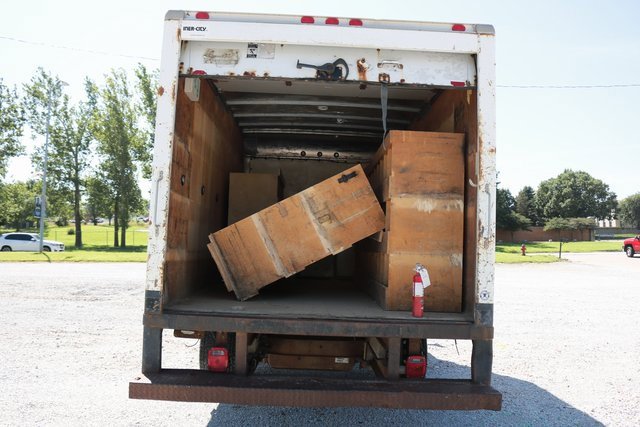 Used 2004 Ford E-350 and Econoline 350 Super Duty image 18