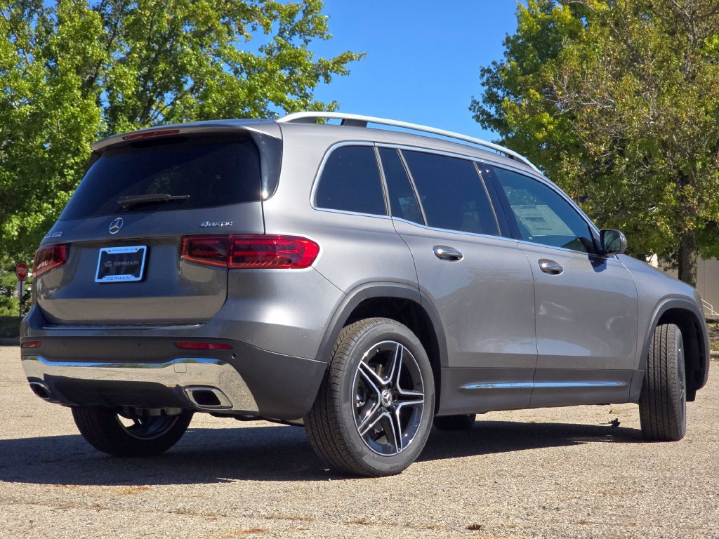 New 2026 Mercedes-Benz GLB 250 4MATIC image 16