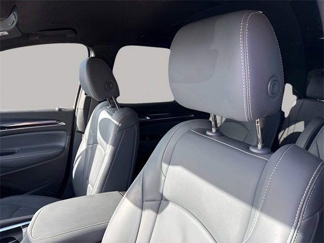 Used 2022 Buick Enclave Premium image 8