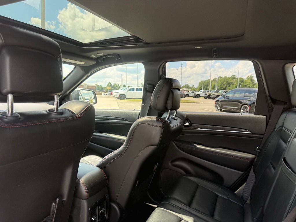 Used 2021 Jeep Grand Cherokee Trailhawk w/ Trailhawk Luxury Group AWD/4WD image 24