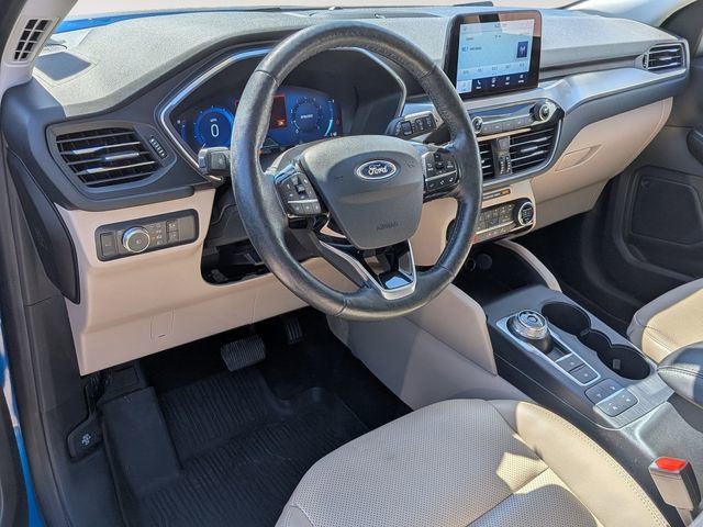 Used 2021 Ford Escape Titanium image 10