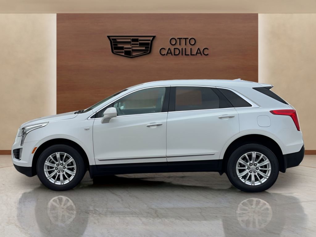 Used 2018 Cadillac XT5 AWD image 2