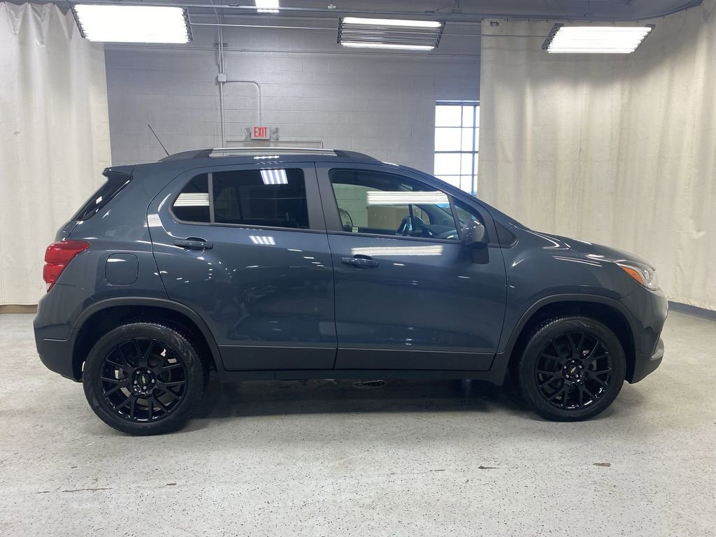 Certified 2022 Chevrolet Trax LT w/ Driver Confidence Package image 12
