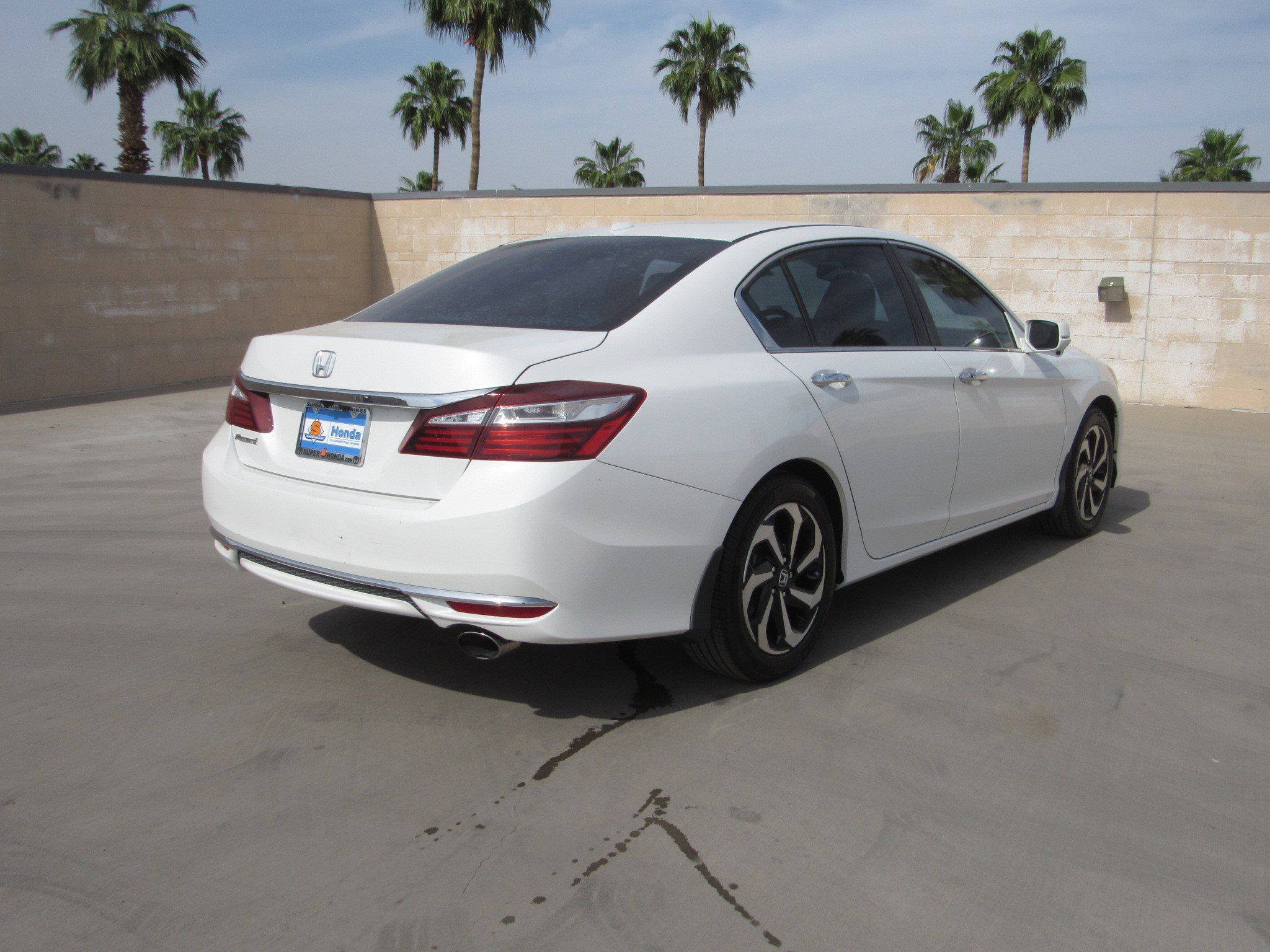 Certified 2017 Honda Accord EX-L image 5