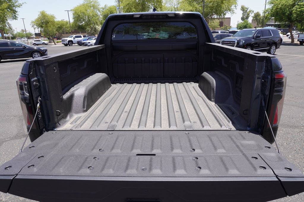 New 2025 GMC Sierra EV Denali image 8