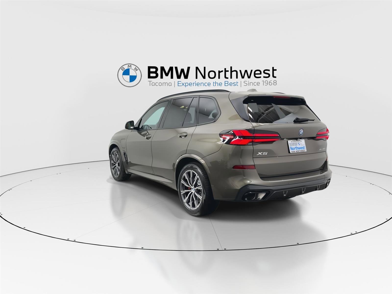 New 2026 BMW X5 xDrive50e AWD/4WD image 13