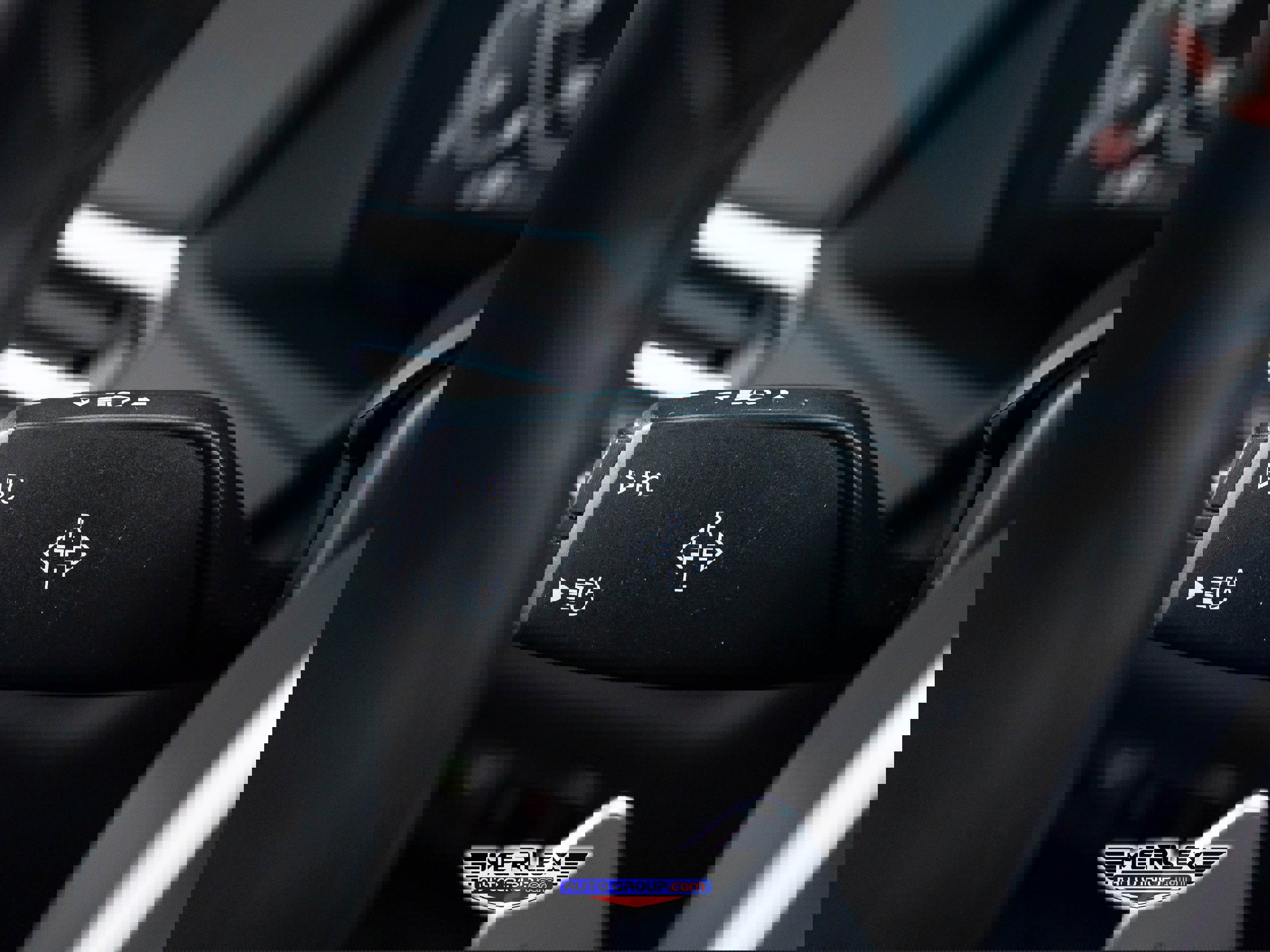 Used 2020 BMW X7 M50i image 32