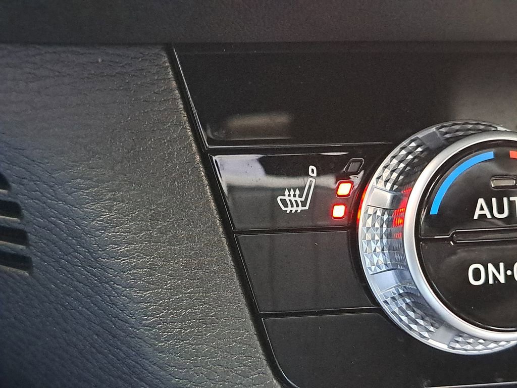 Used 2024 Mitsubishi Outlander SE image 13