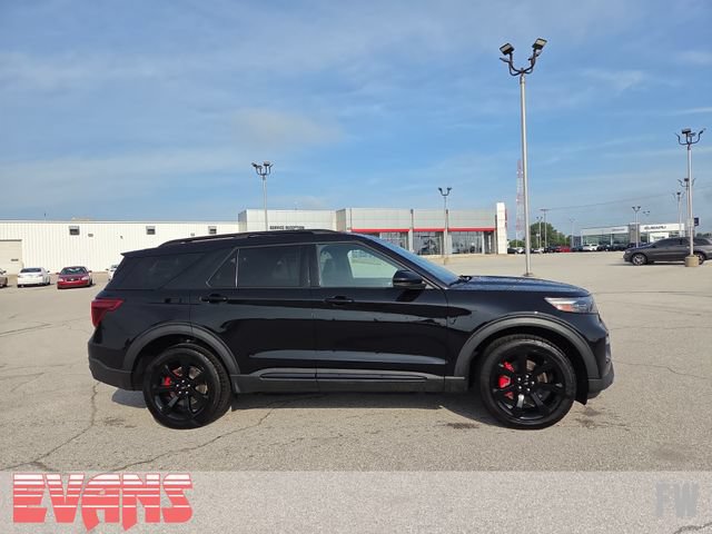 Used 2023 Ford Explorer ST w/ Equipment Group 401A AWD/4WD image 2
