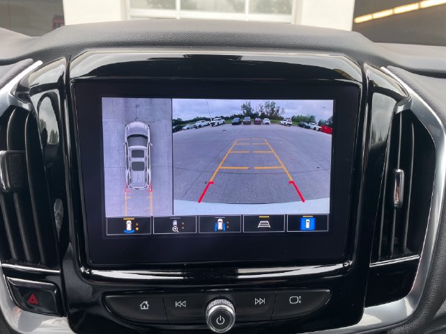 Used 2023 Chevrolet Traverse RS AWD/4WD image 14