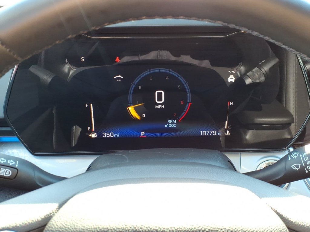 Used 2024 Chevrolet Trax LT w/ Driver Confidence Package FWD image 17