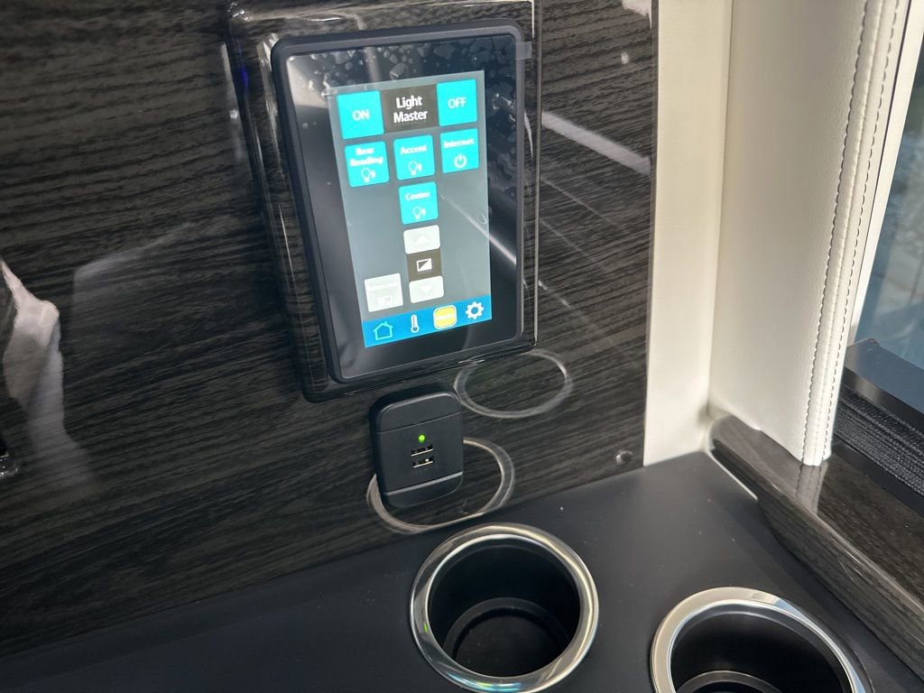 Used 2023 Mercedes-Benz Sprinter 3500 image 51