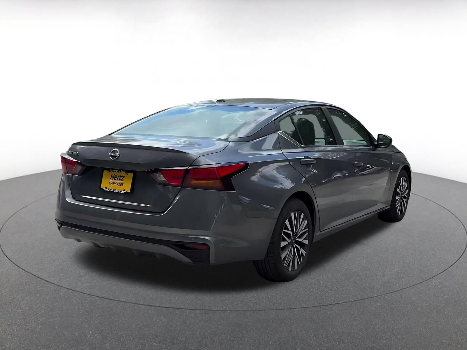 Used 2026 Nissan Altima 2.5 SV FWD image 13