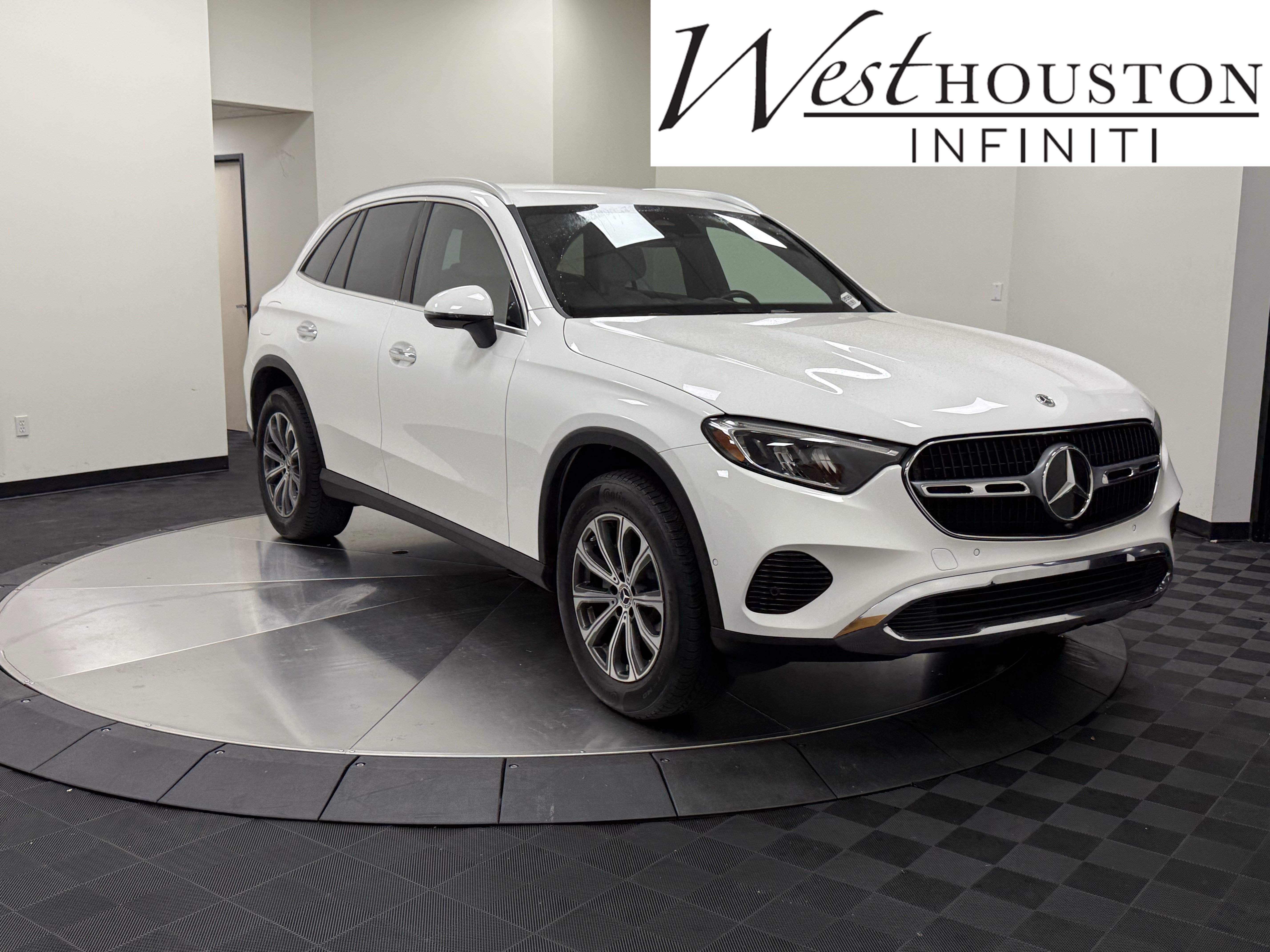 Used 2024 Mercedes-Benz GLC 300 4MATIC