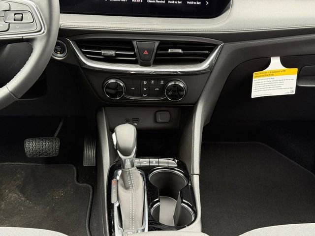 Used 2025 Buick Encore GX Preferred image 15