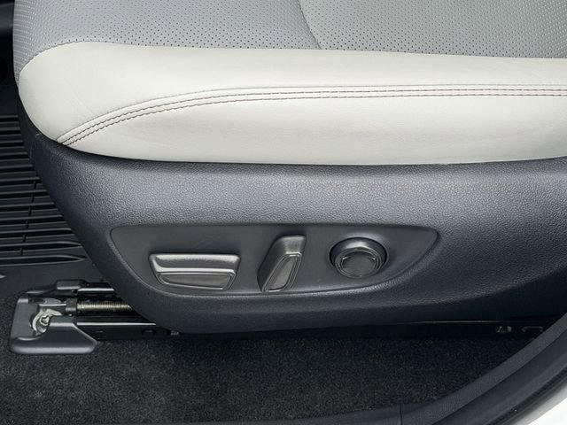 Certified 2025 Toyota RAV4 Limited image 22