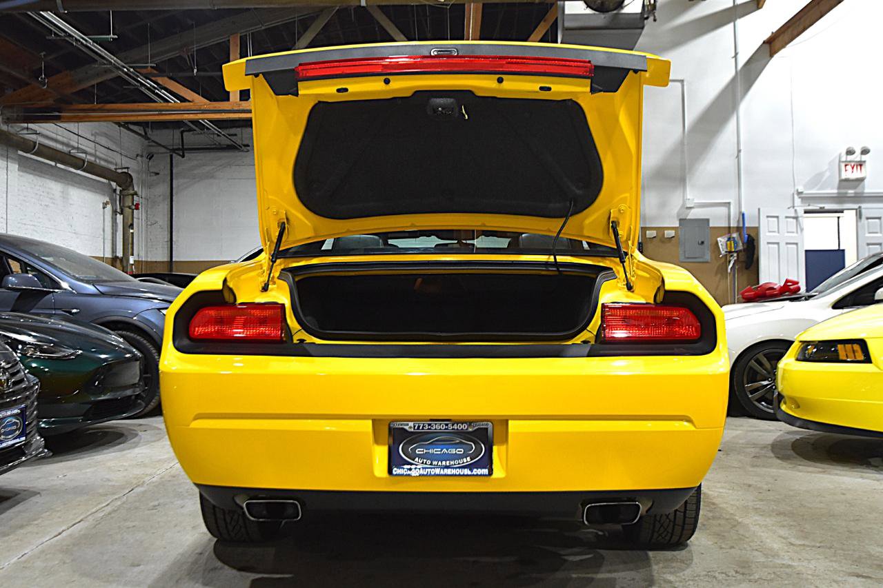 Used 2012 Dodge Challenger R/T image 39