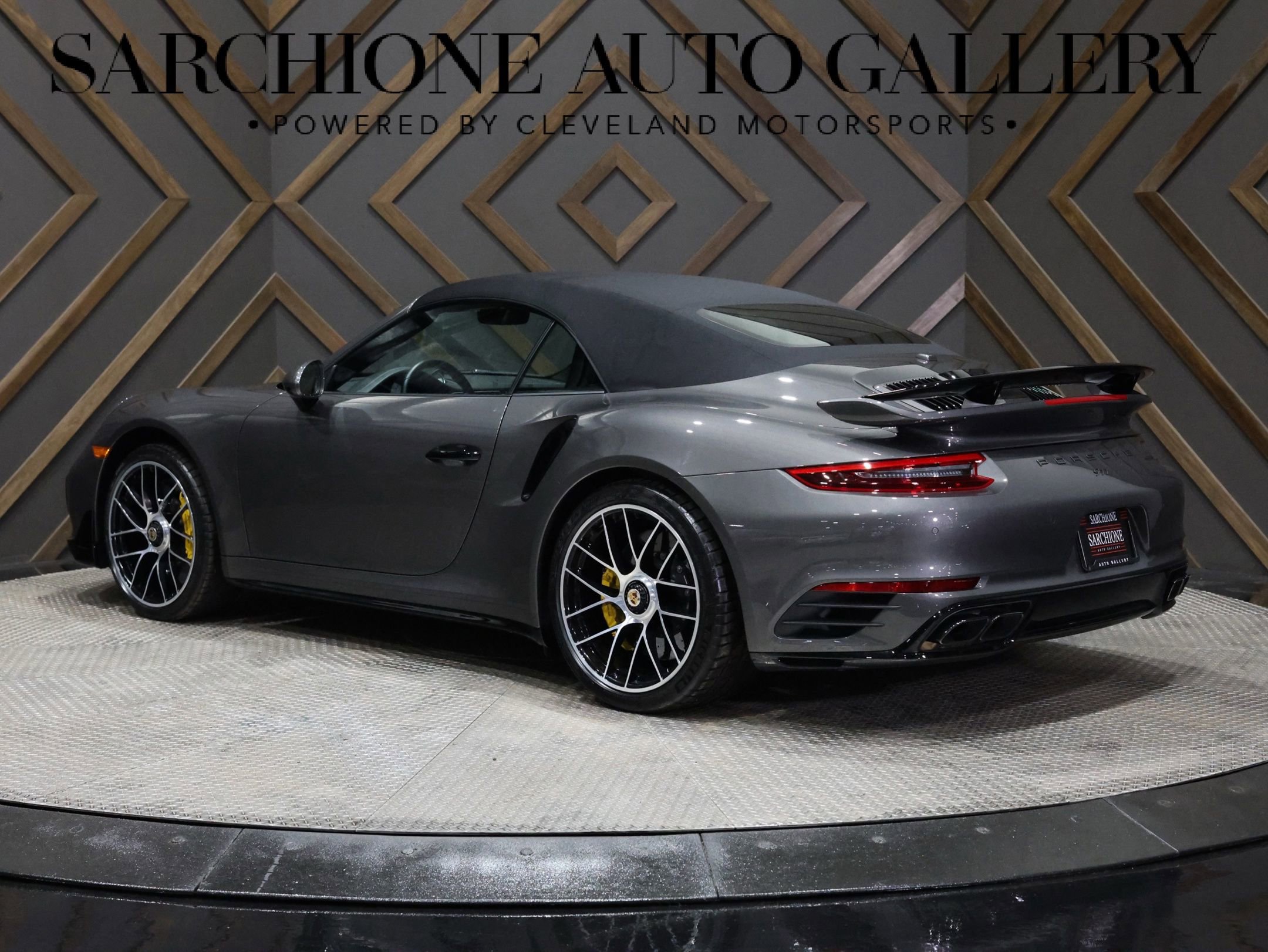 Used 2019 Porsche 911 Turbo S image 2