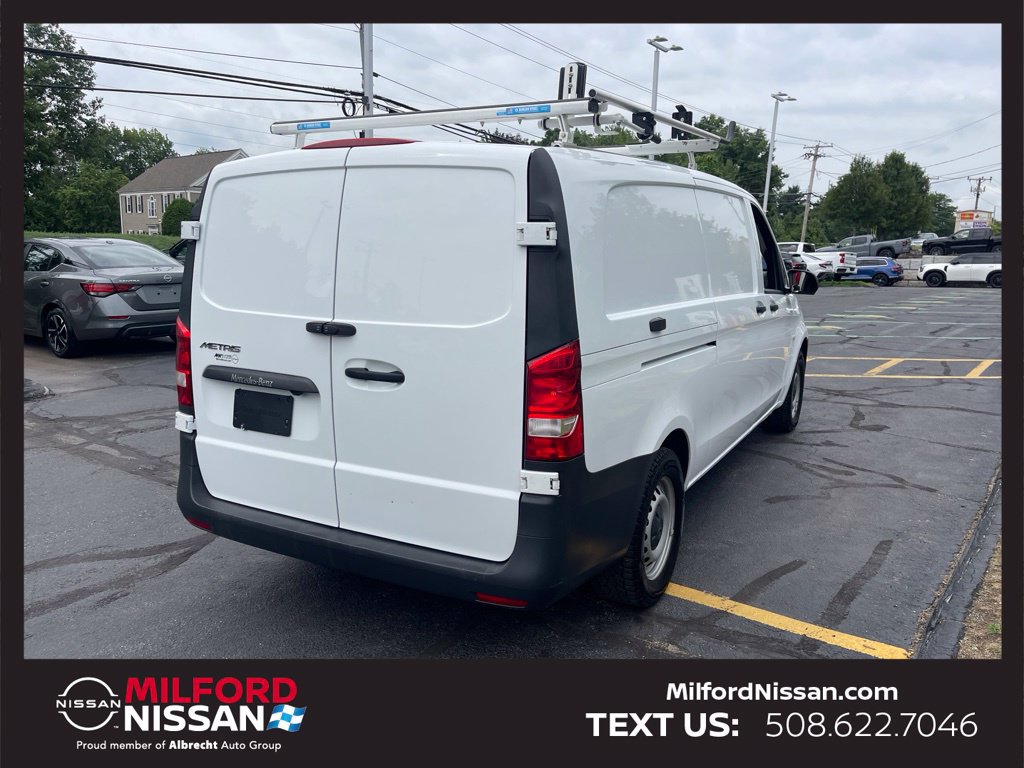 Used 2023 Mercedes-Benz Metris image 5
