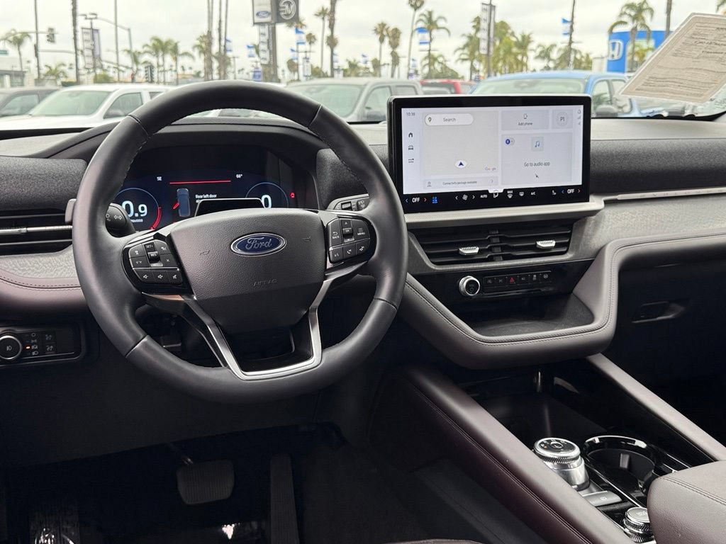 Used 2026 Ford Explorer Platinum RWD image 28