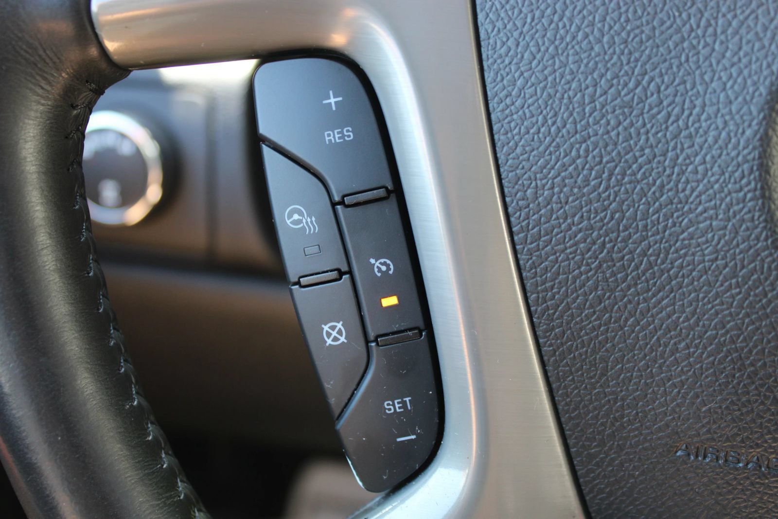Used 2013 Chevrolet Tahoe LTZ AWD/4WD image 30