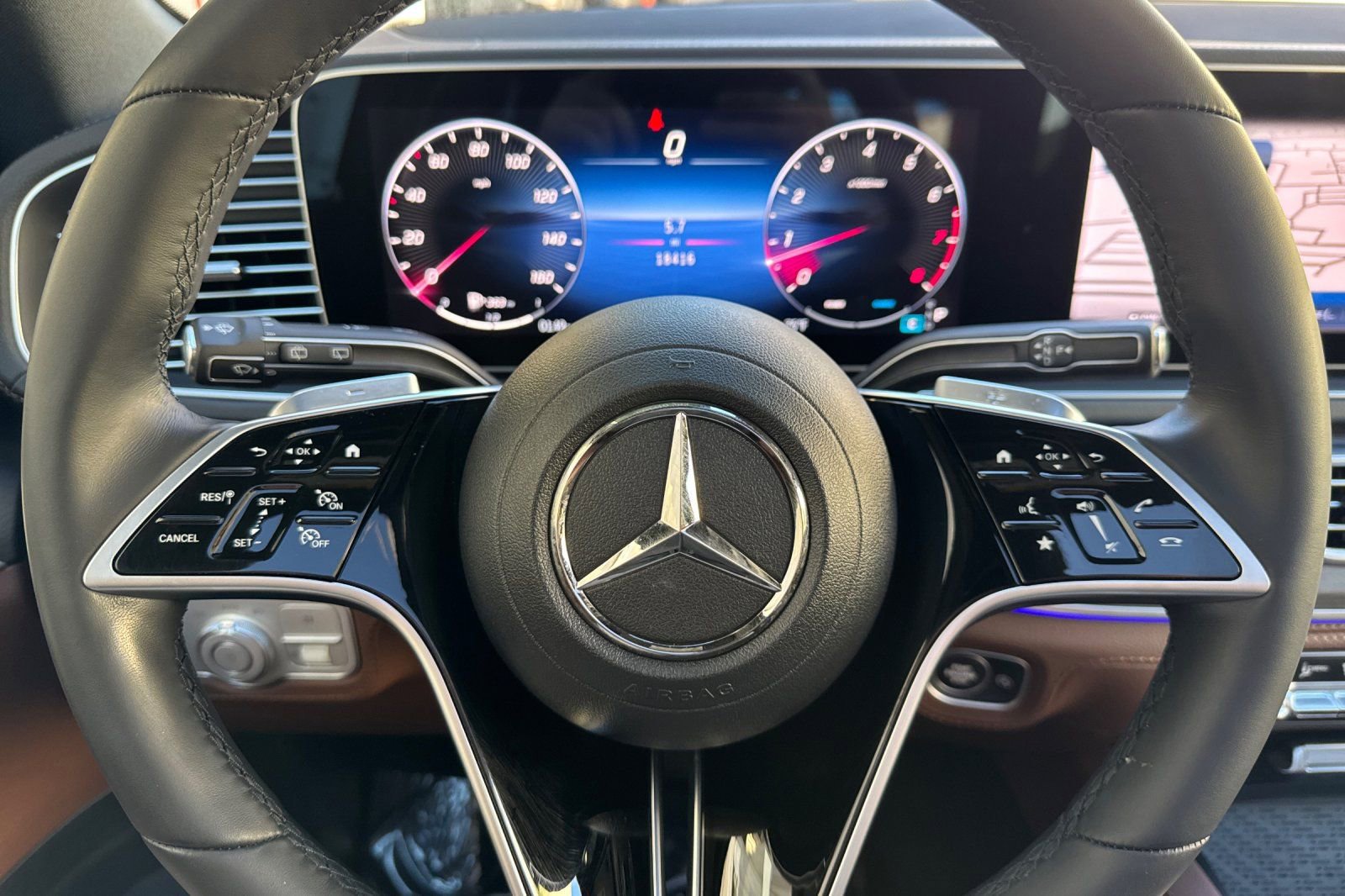 Used 2024 Mercedes-Benz GLE 350 4MATIC image 22