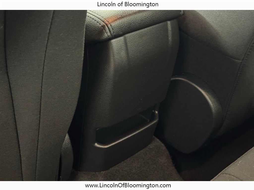 Used 2018 Ford Focus SE w/ Cold Weather Package image 48