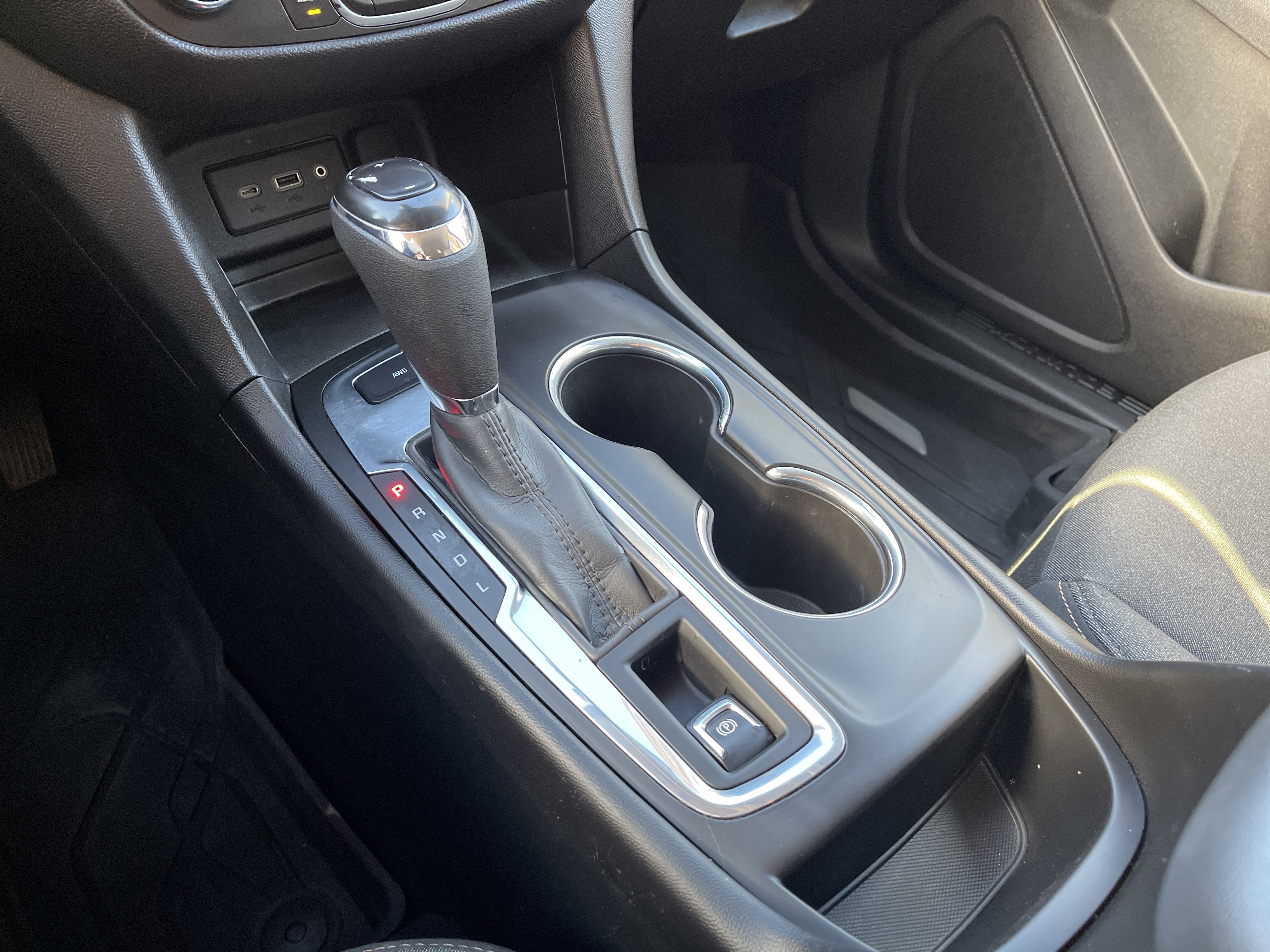 Used 2020 Chevrolet Equinox LT AWD/4WD image 19