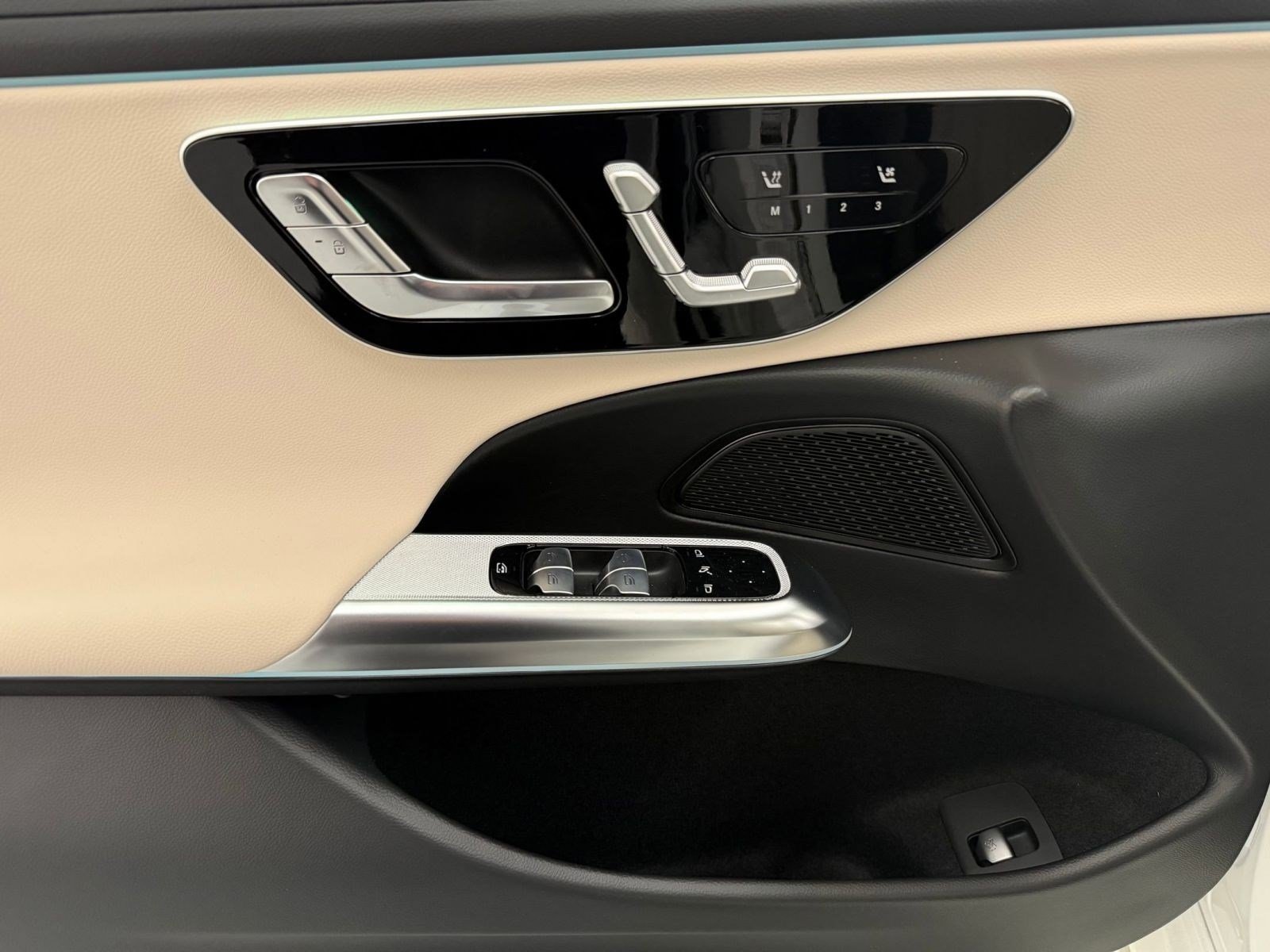 New 2026 Mercedes-Benz E 350 Sedan image 11