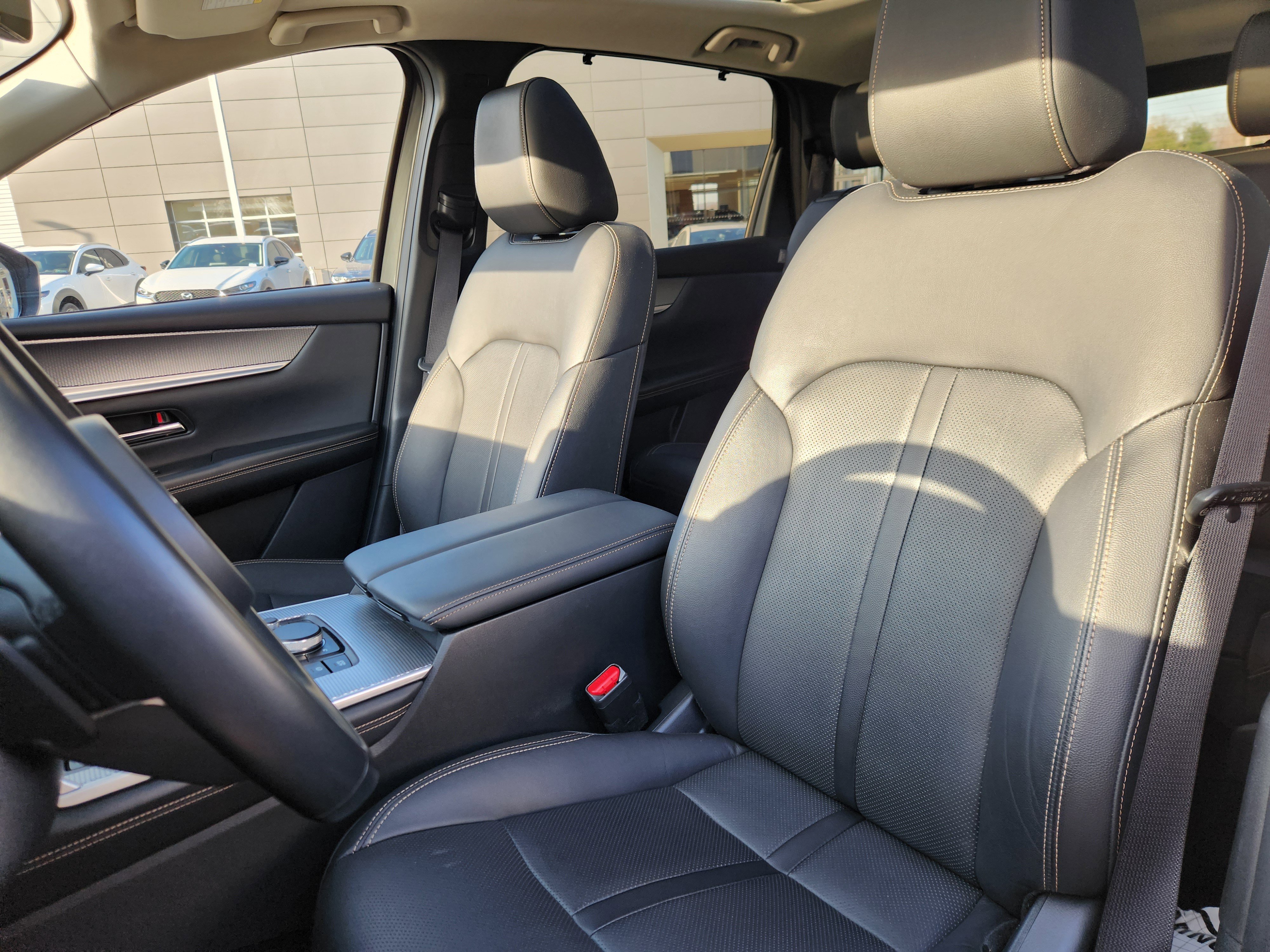 Certified 2024 MAZDA CX-90 Plug-In Hybrid w/ Premium Pkg image 7