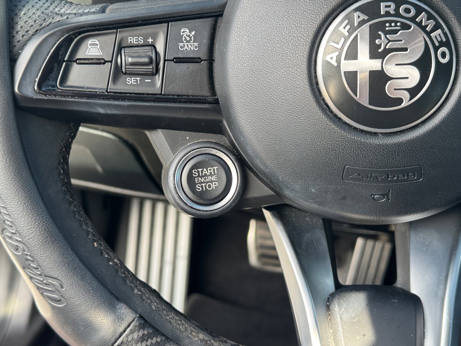 Used 2022 Alfa Romeo Giulia Ti image 20