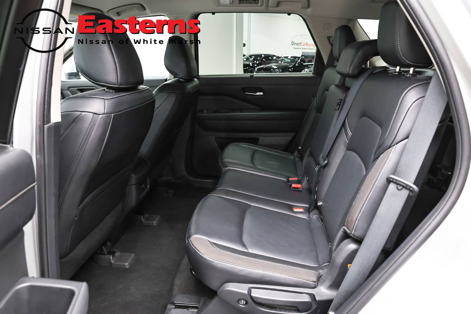 Used 2023 Nissan Pathfinder SL AWD/4WD image 21