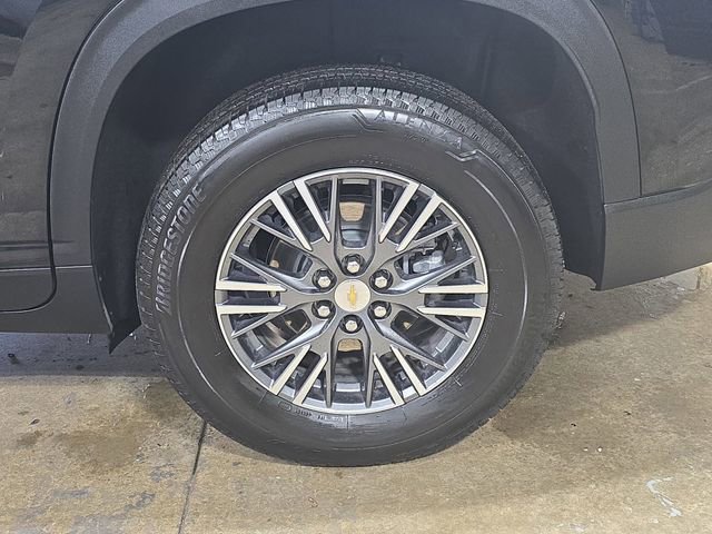 New 2026 Chevrolet Traverse LT w/ Driver Confidence Package image 35