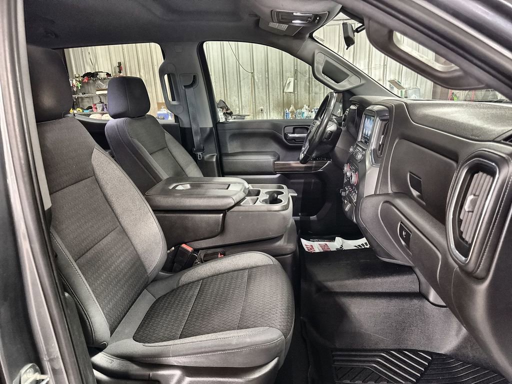 Used 2021 Chevrolet Silverado 1500 RST image 29